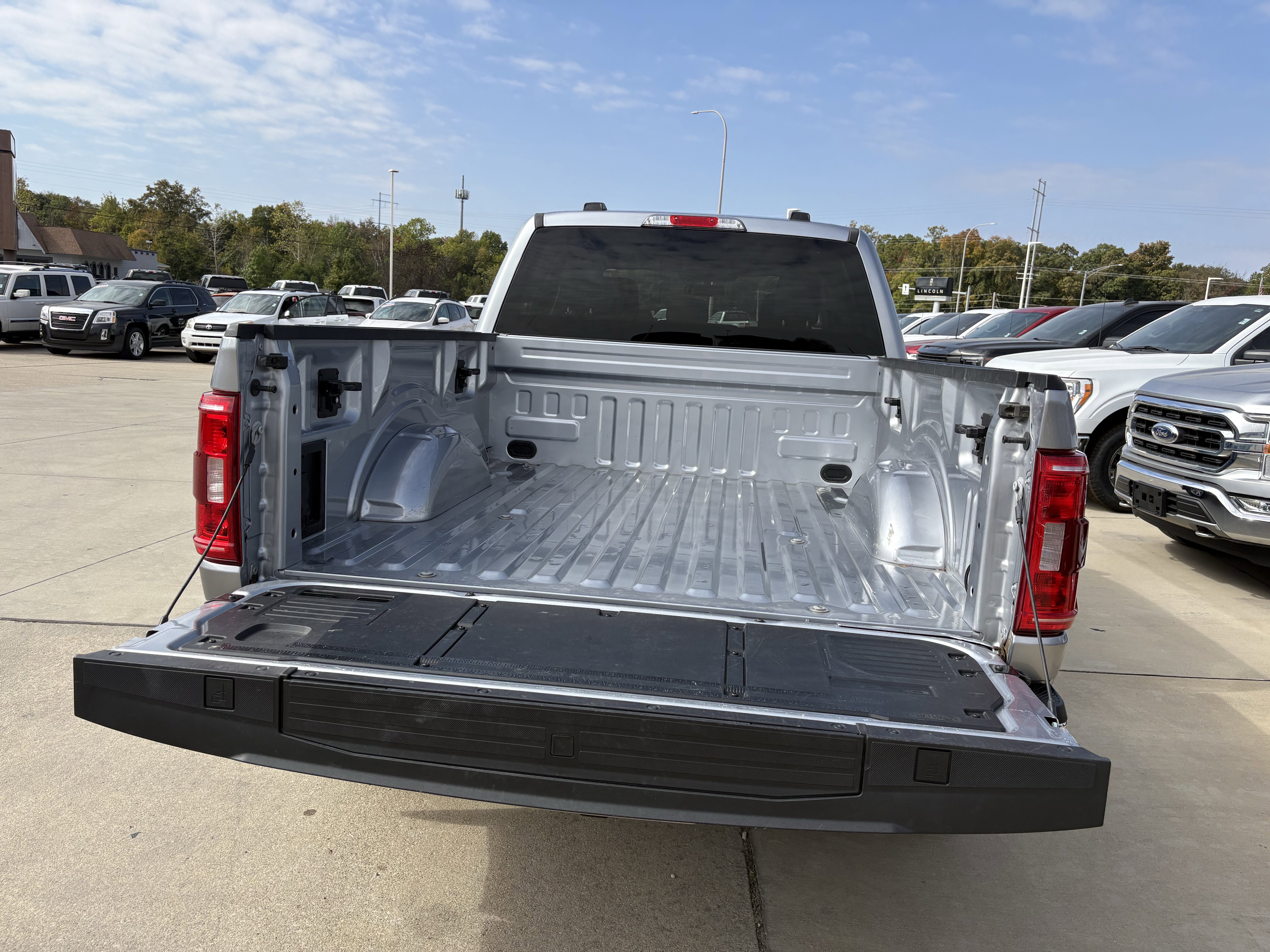 Used 2023 Ford F150 XLT w/ Equipment Group 302A High image 6