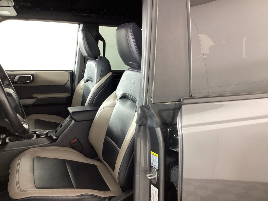 Used 2022 Ford Bronco Wildtrak image 15