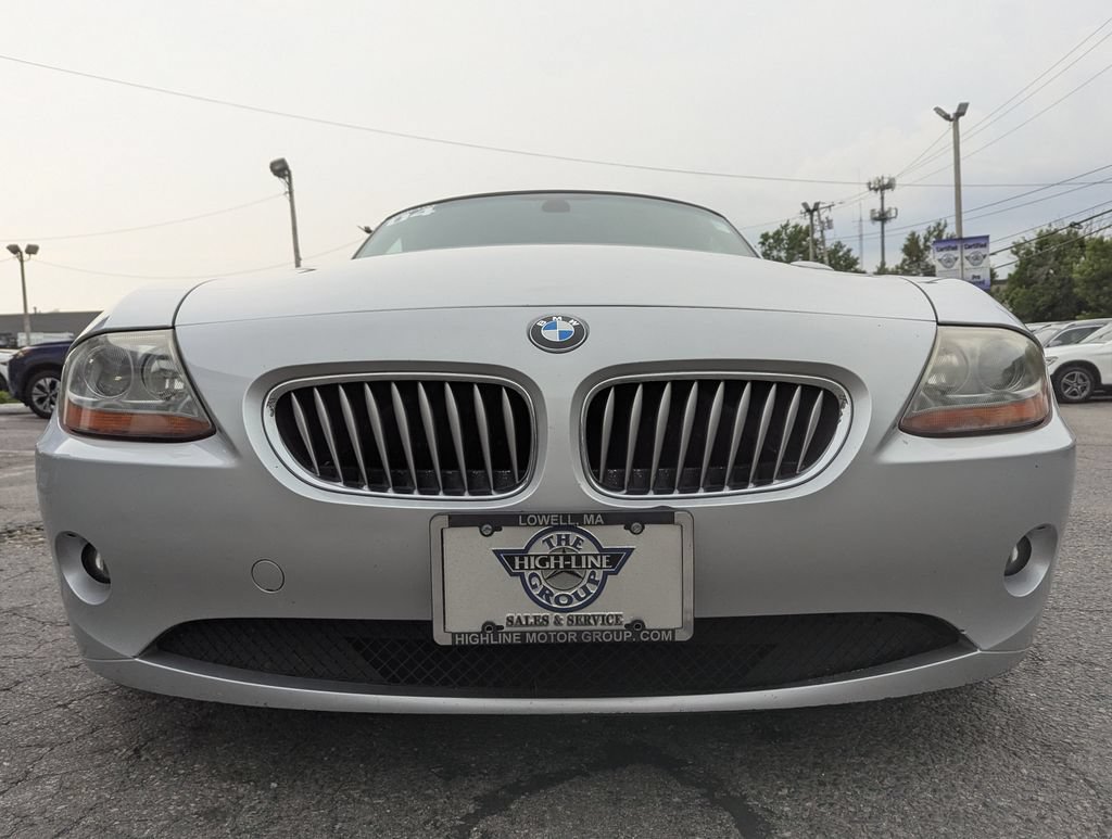 Used 2004 BMW Z4 3.0i RWD image 4
