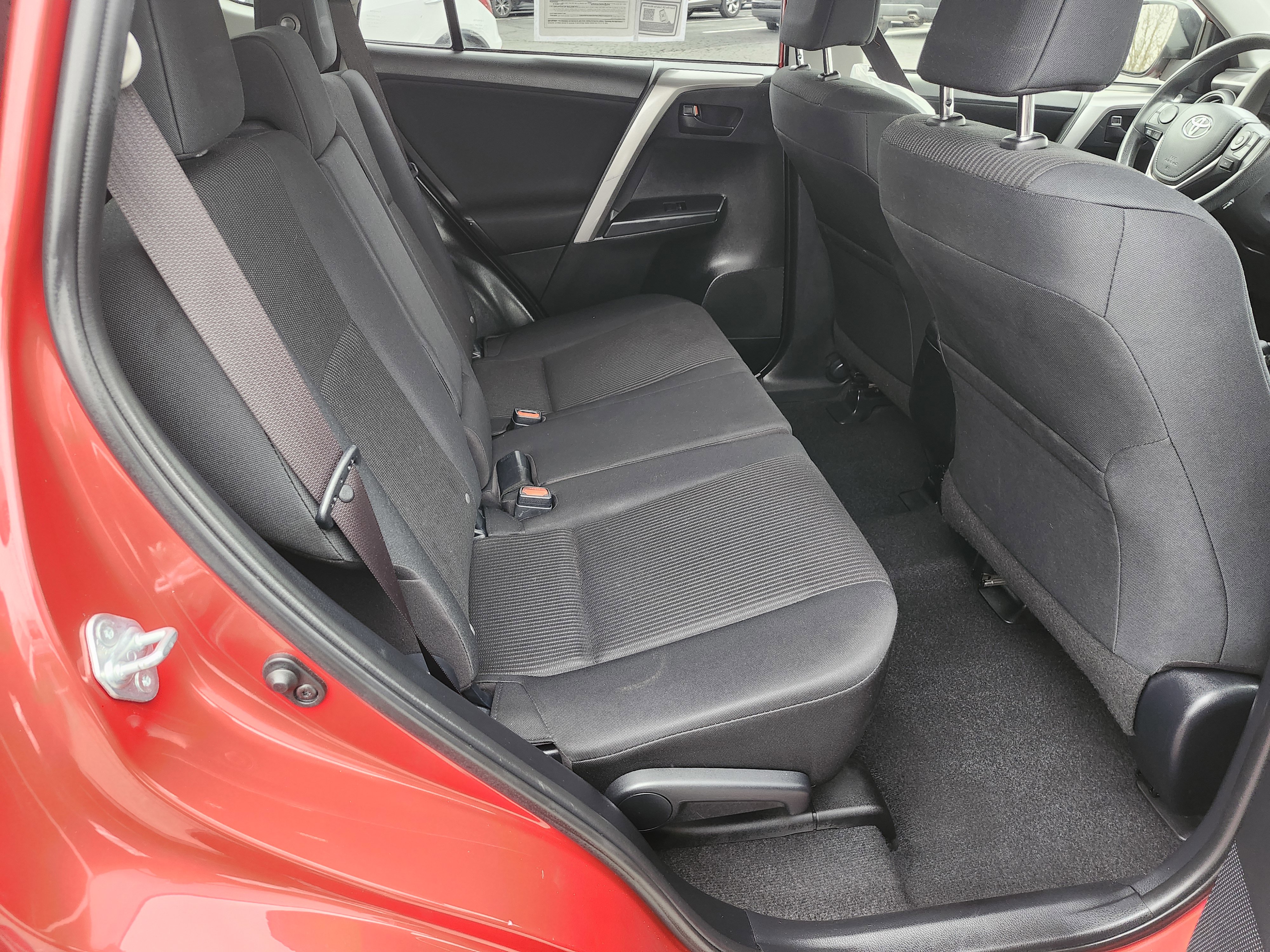 Used 2017 Toyota RAV4 LE w/ All Weather Liner Package image 17