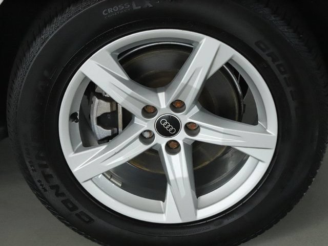 Used 2023 Audi Q5 2.0T Premium w/ Convenience Package AWD/4WD image 41