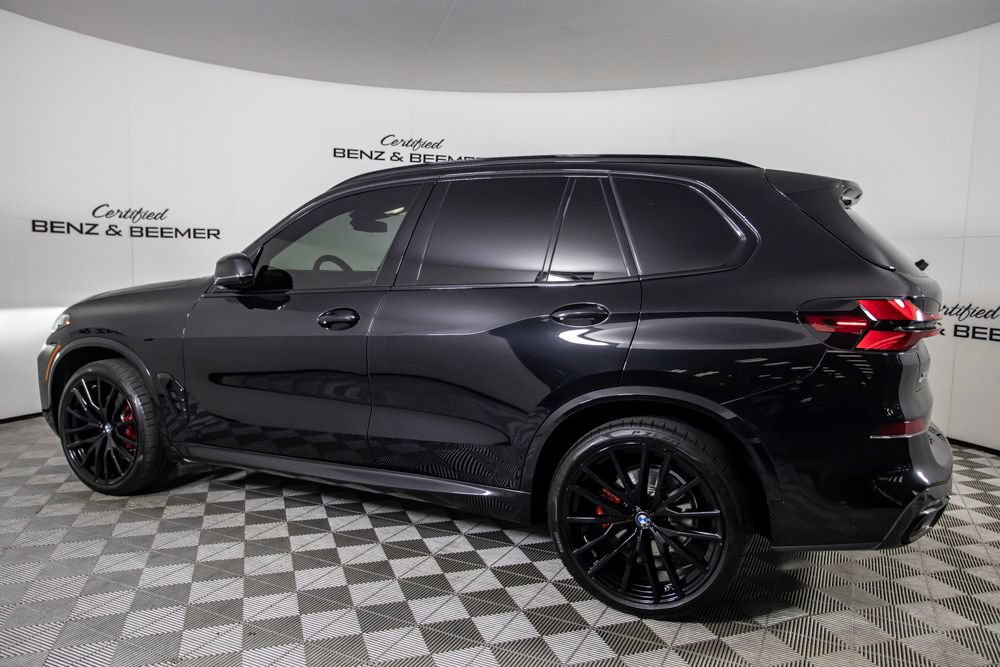 Used 2025 BMW X5 sDrive40i w/ M Sport Package RWD image 11