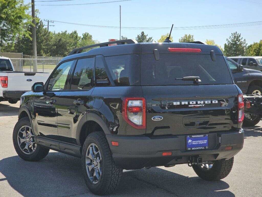 Used 2023 Ford Bronco Sport Badlands w/ Premium Package image 14