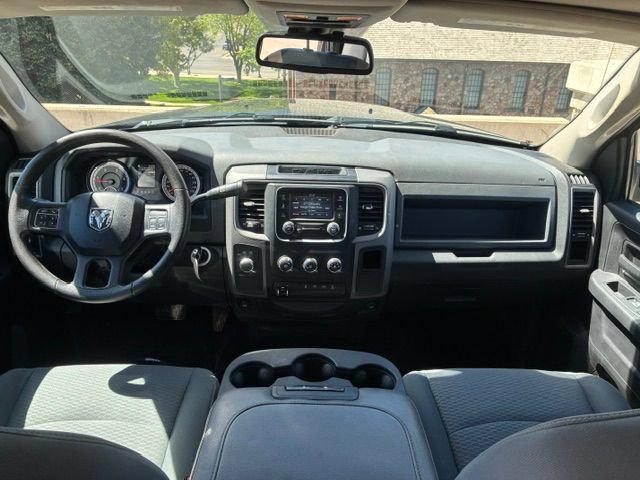 Used 2016 RAM 2500 Tradesman w/ Chrome Appearance Group AWD/4WD image 16