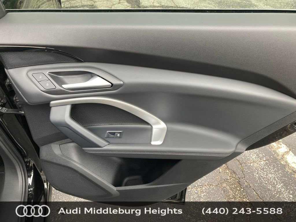 Certified 2025 Audi Q5 Premium Plus w/ Premium Plus AWD/4WD image 23