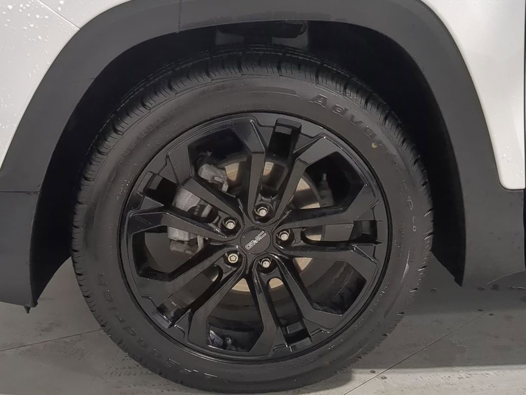 Used 2020 GMC Terrain SLE w/ Driver Convenience Package FWD image 17