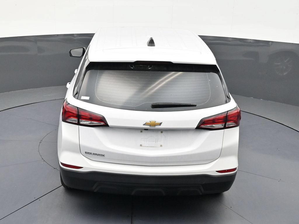 Used 2024 Chevrolet Equinox LS w/ LS Convenience Package FWD image 12