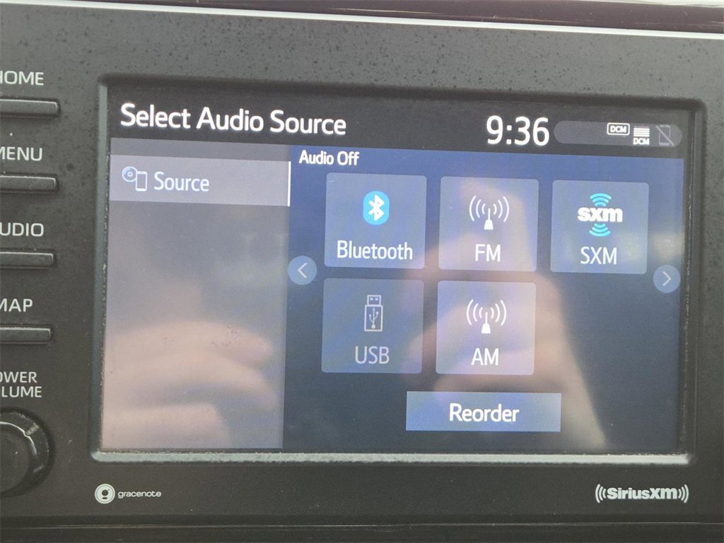 Used 2021 Toyota RAV4 LE image 29