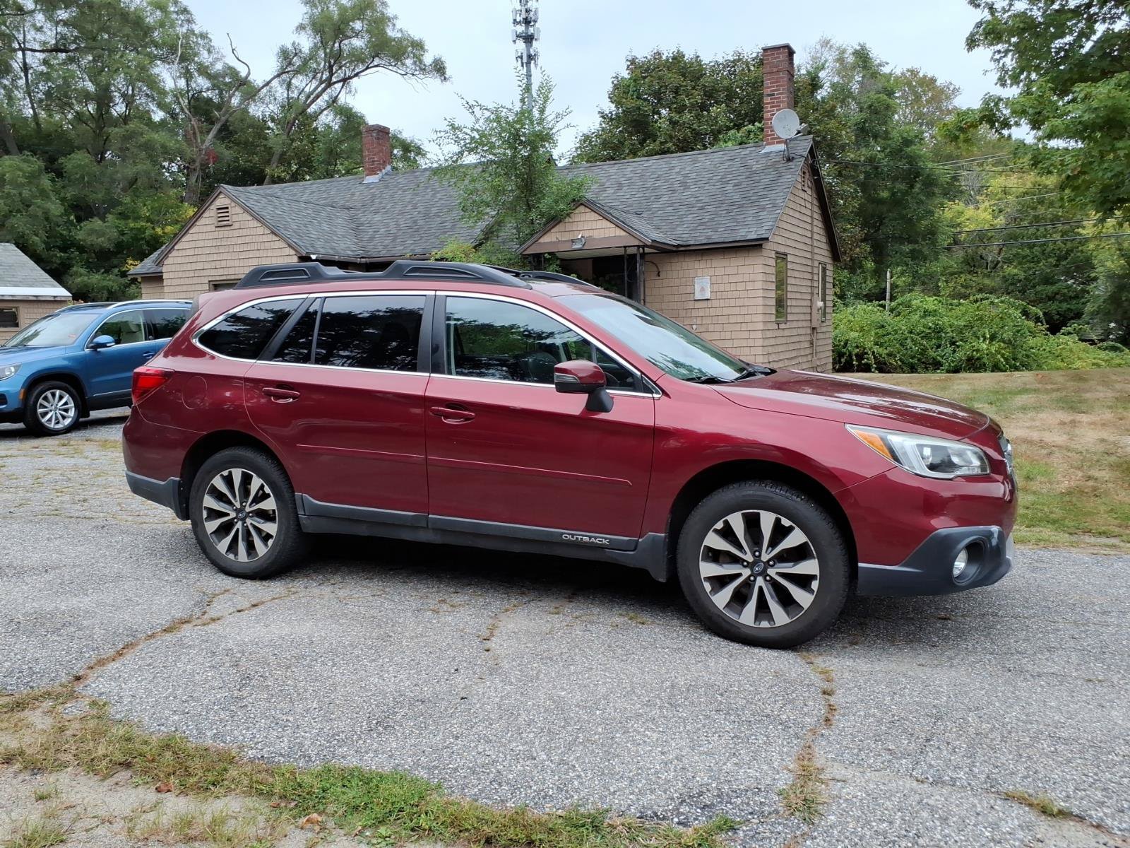 Used 2016 Subaru Outback 2.5i Limited AWD/4WD image 5