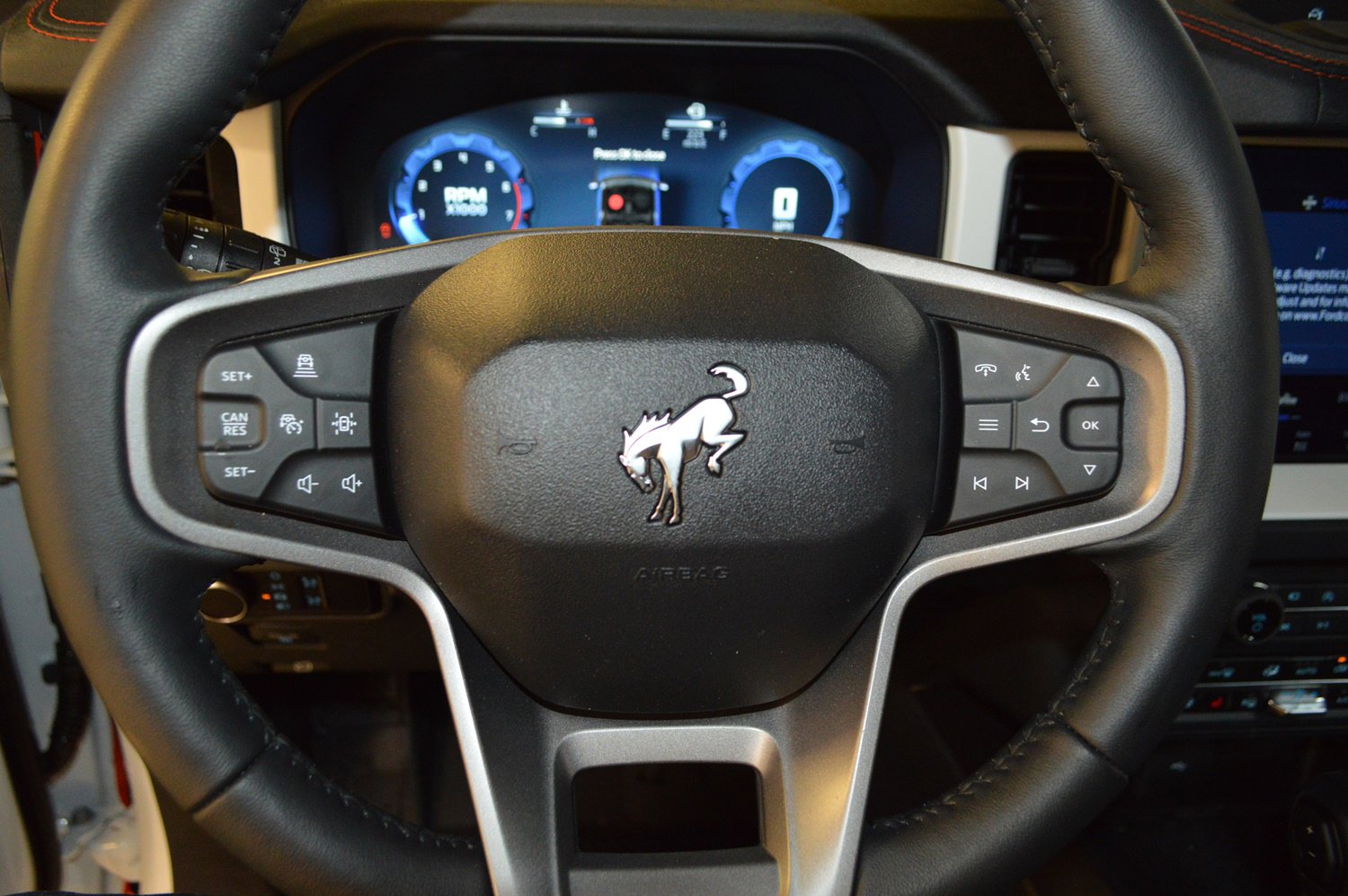 Used 2025 Ford Bronco Stroppe Edition image 17