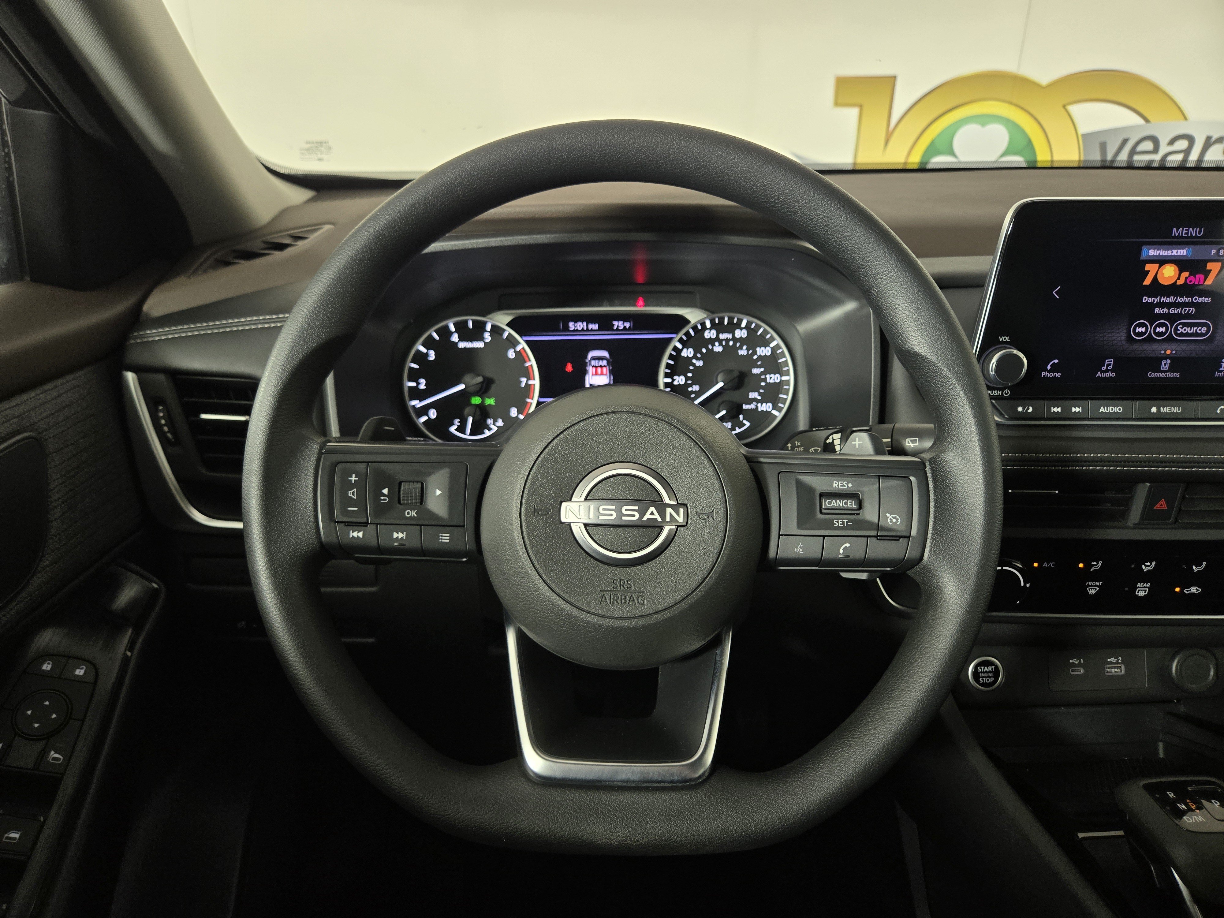Used 2023 Nissan Rogue S AWD/4WD image 13