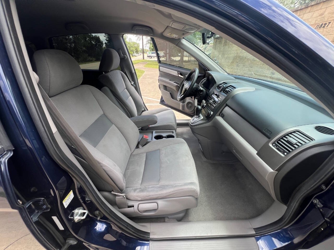 Used 2011 Honda CR-V SE image 19