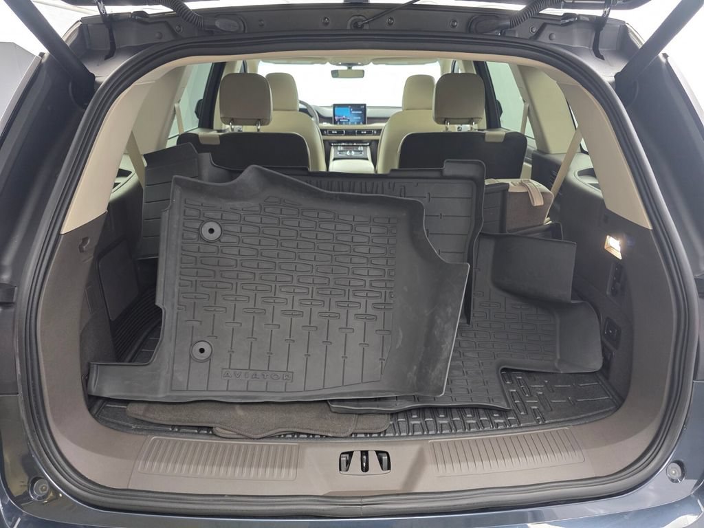 Used 2024 Lincoln Aviator Reserve w/ Equipment Group 201A AWD/4WD image 18