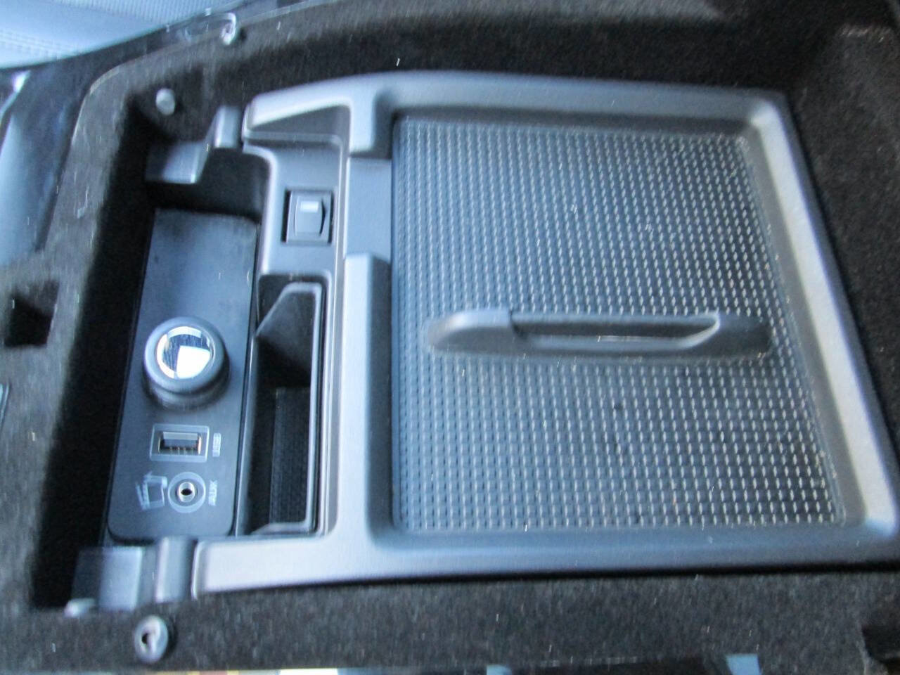 Used 2014 Land Rover Range Rover Supercharged image 28