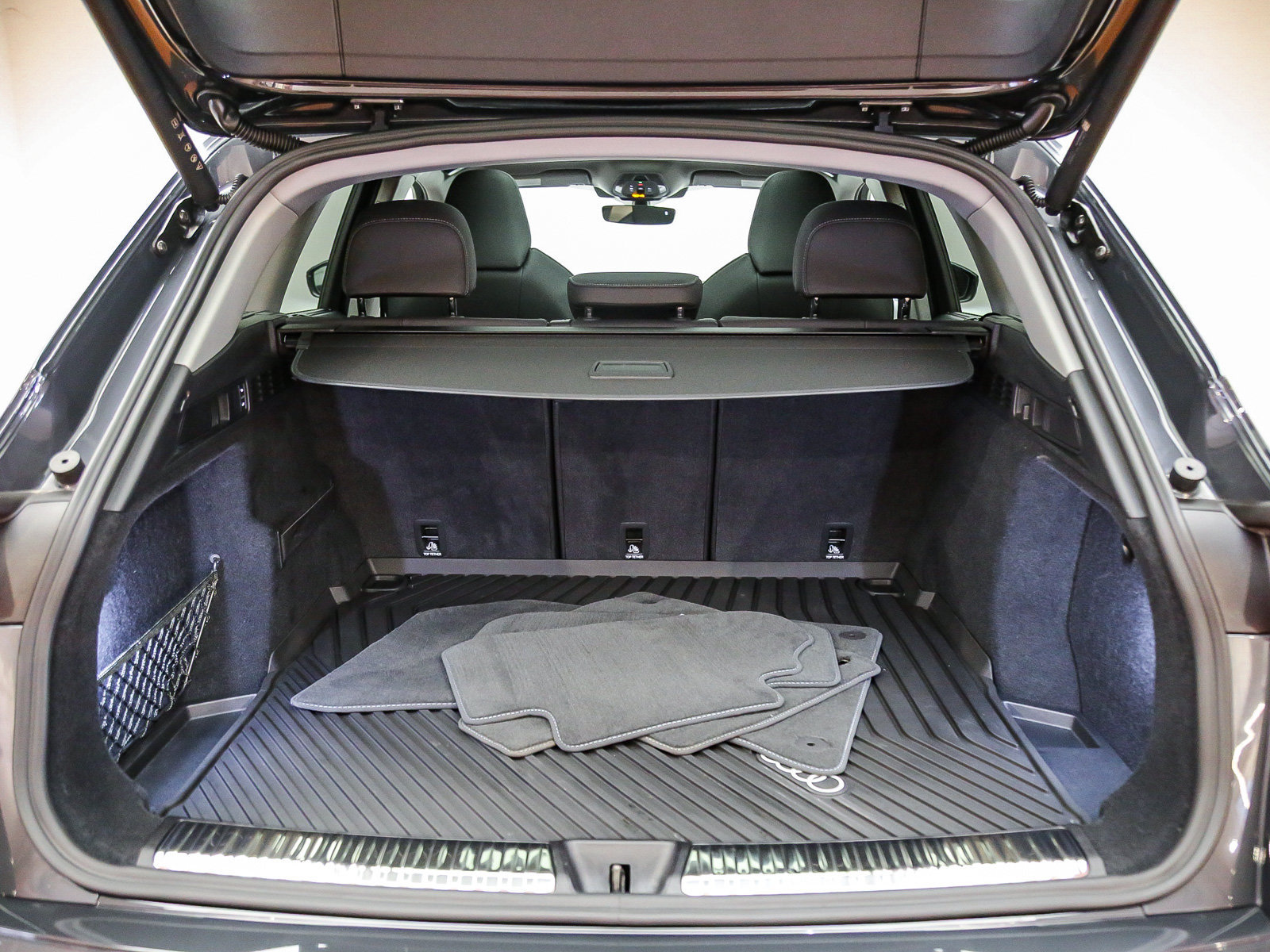 Certified 2025 Audi Q5 Prestige AWD/4WD image 27