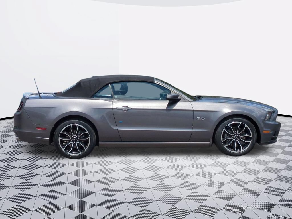 Used 2014 Ford Mustang GT Premium w/ Electronics Package RWD image 7