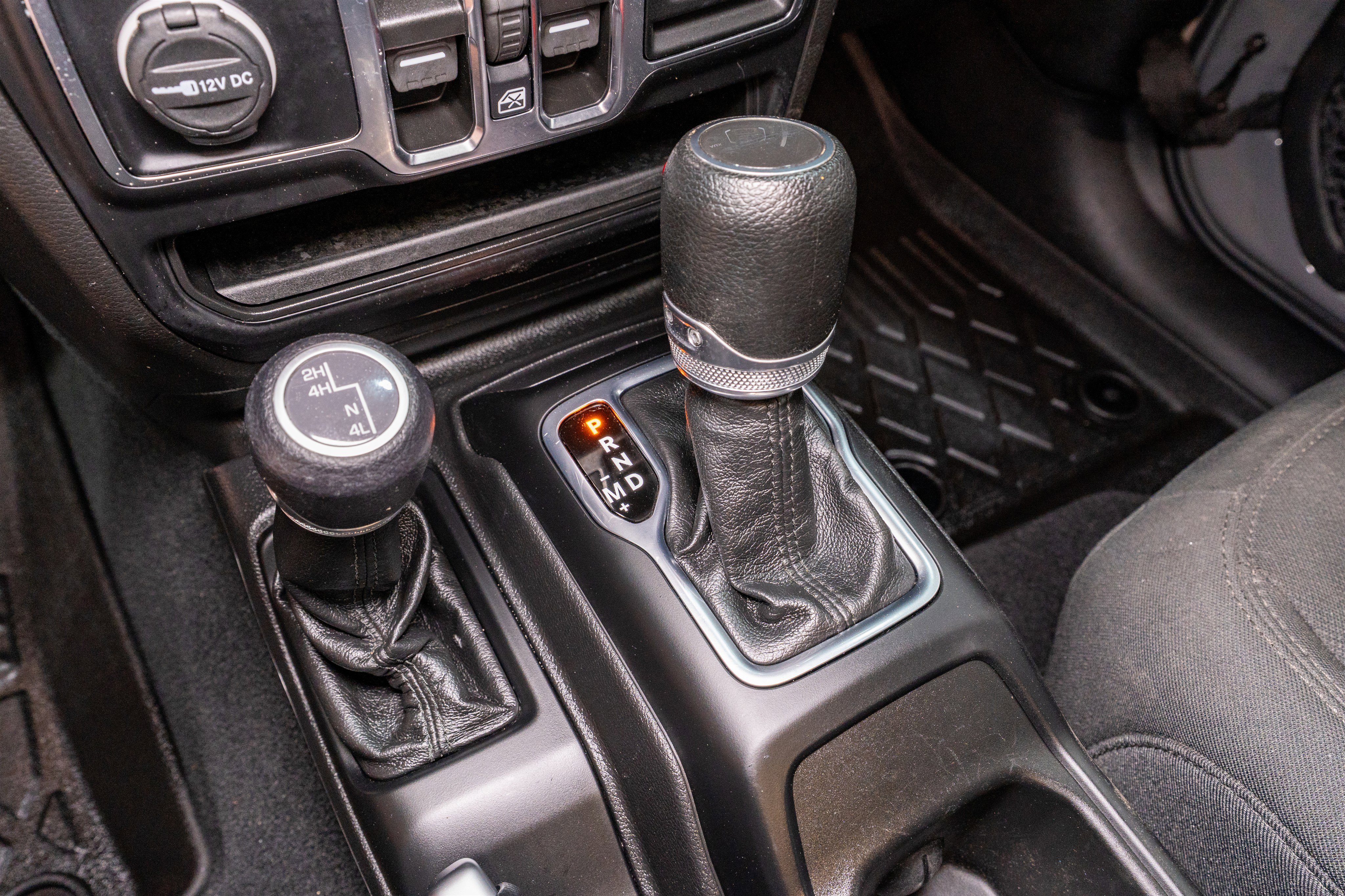 Used 2022 Jeep Gladiator Sport AWD/4WD image 21