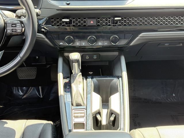 Used 2023 Honda Accord Touring image 11
