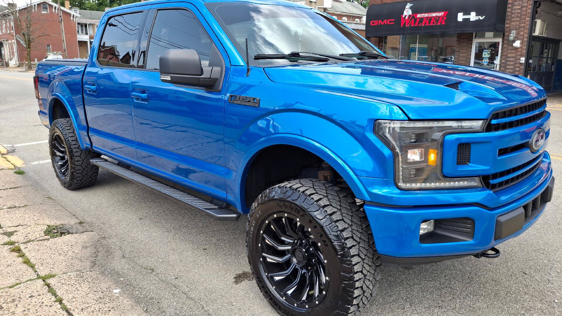 Used 2019 Ford F150 XLT w/ Equipment Group 302A Luxury AWD/4WD image 1