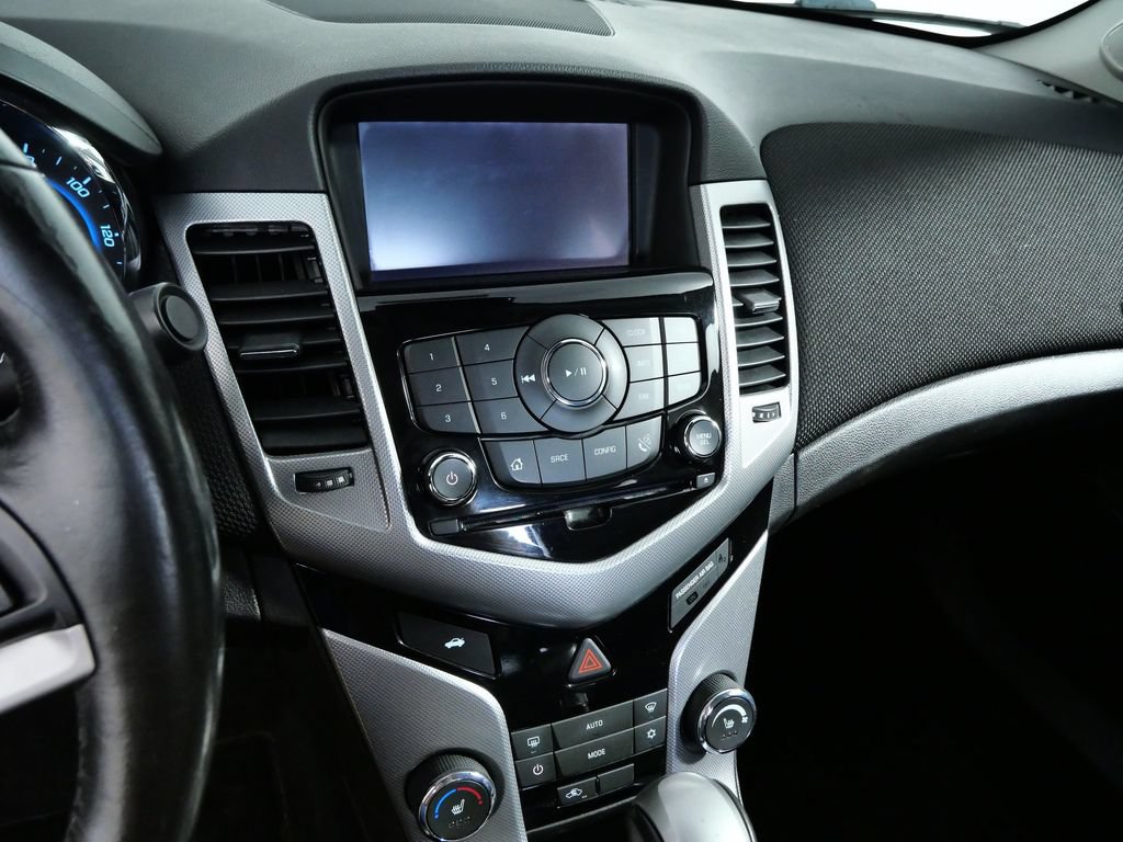 Used 2015 Chevrolet Cruze LTZ FWD image 19