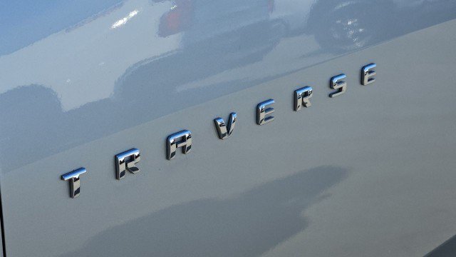Used 2021 Chevrolet Traverse LT FWD image 31
