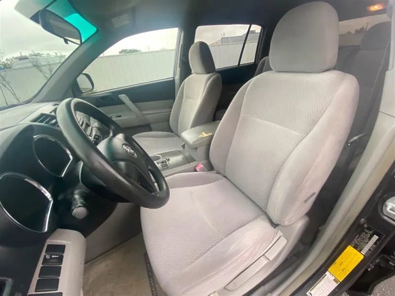 Used 2008 Toyota Highlander 2WD image 9