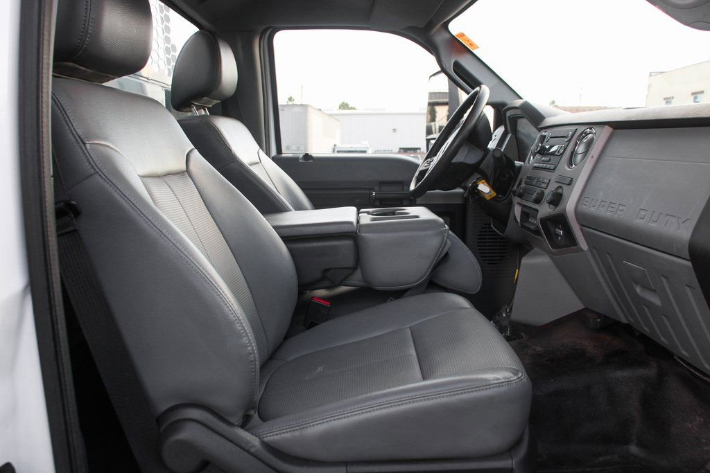 Used 2019 Ford F750 2WD Regular Cab Super Duty image 44