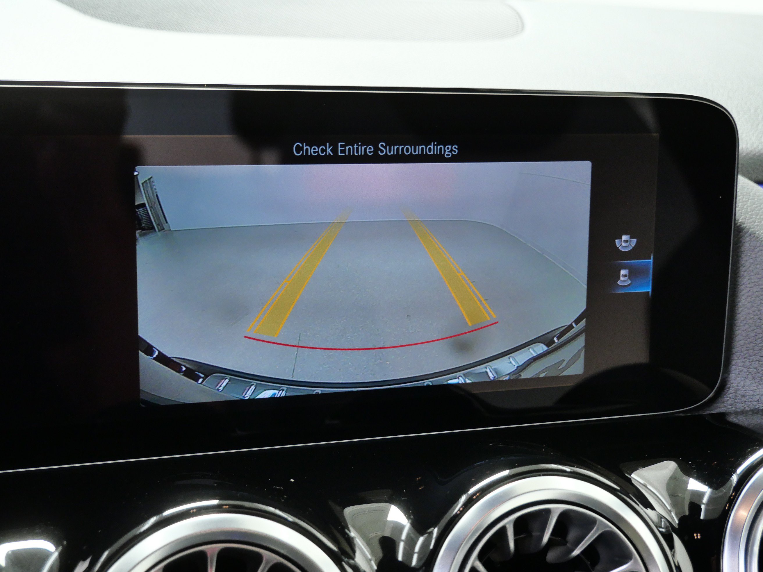 Certified 2023 Mercedes-Benz GLA 35 AMG 4MATIC image 29