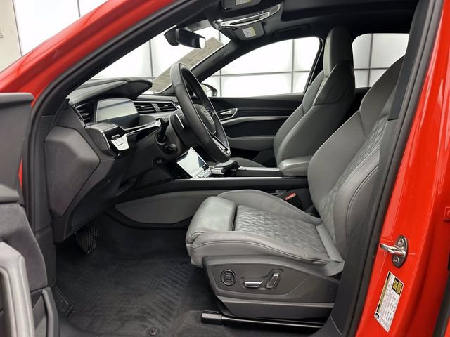 Certified 2022 Audi e-tron S Prestige w/ Prestige Package AWD/4WD image 12