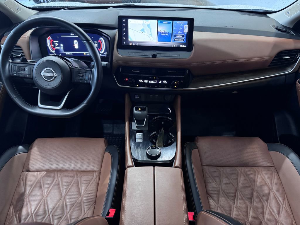 Used 2024 Nissan Rogue Platinum w/ Platinum Premium Package image 10