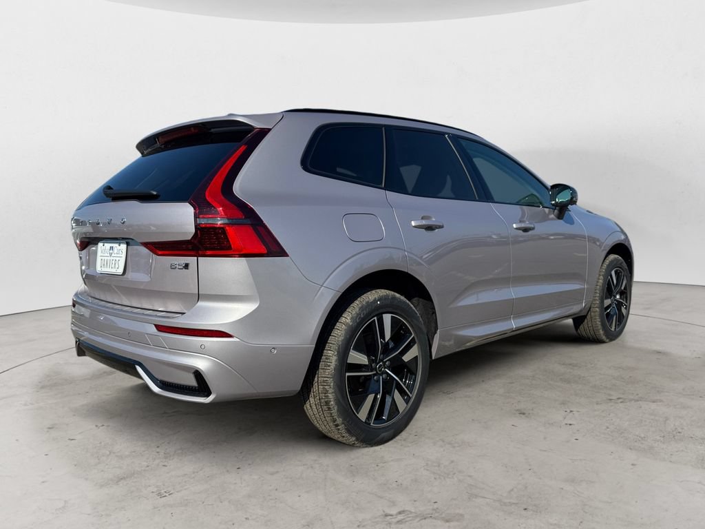 New 2026 Volvo XC60 B5 Plus w/ Protection Package Premier AWD/4WD image 7