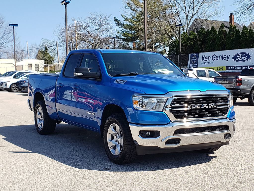 Used 2022 RAM 1500 Big Horn AWD/4WD image 3