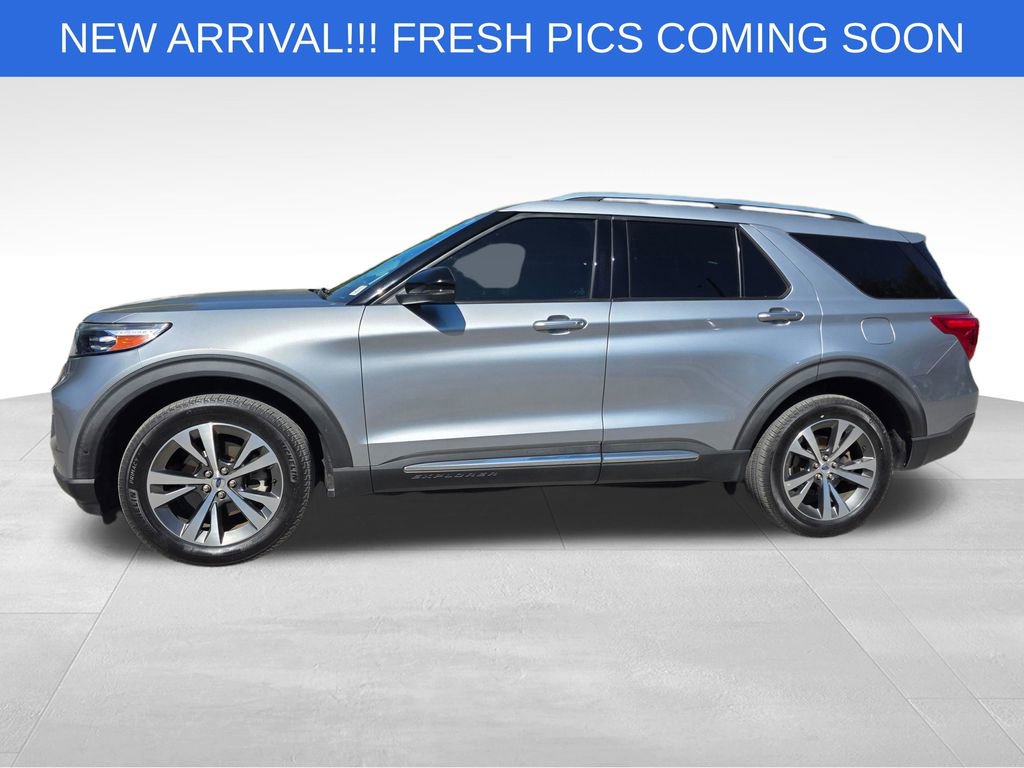 Used 2020 Ford Explorer Platinum w/ Premium Technology Package AWD/4WD image 3
