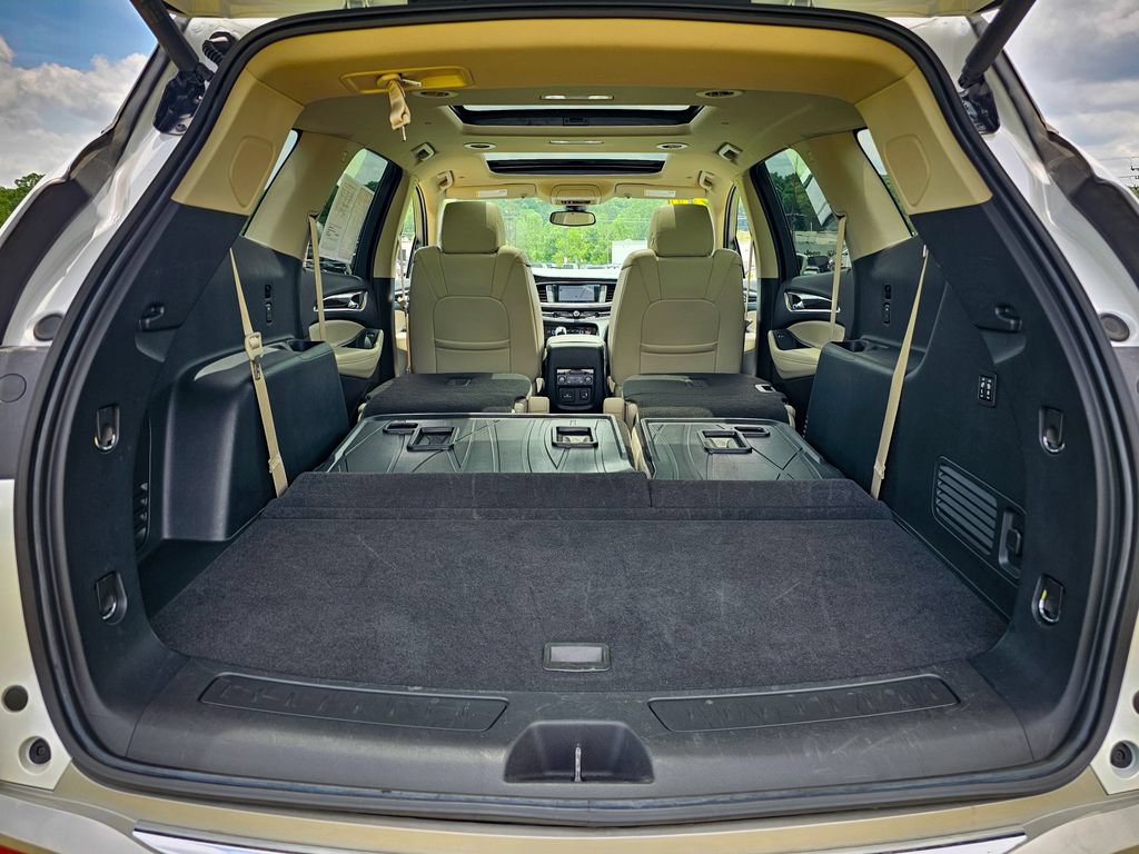 Used 2020 Buick Enclave Premium w/ Sun and Sites Package AWD/4WD image 38