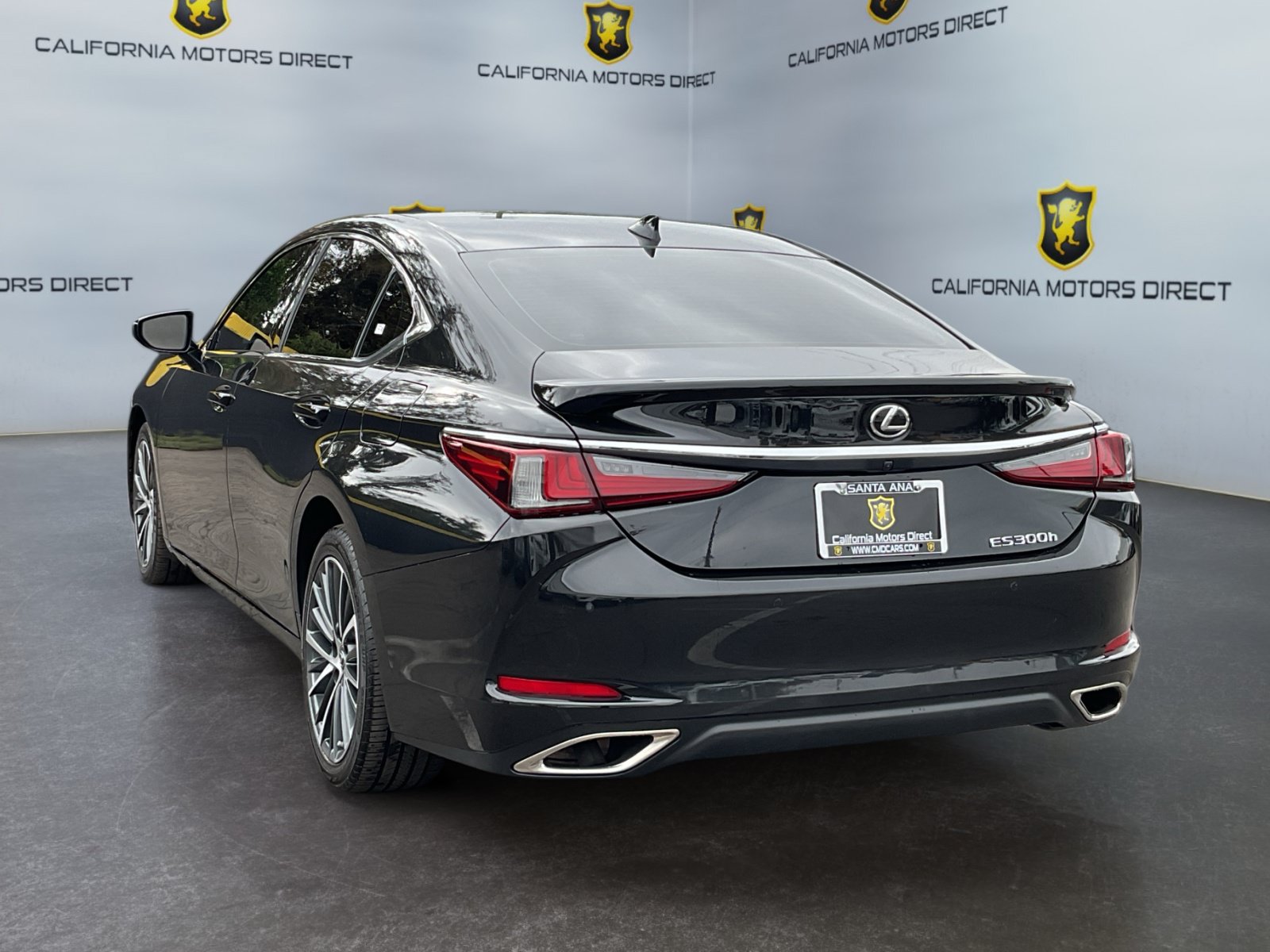 Used 2024 Lexus ES 300h w/ Premium Package FWD image 7