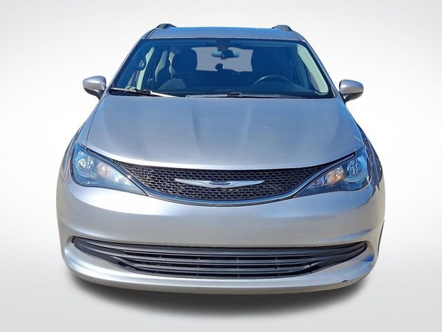 Used 2020 Chrysler Voyager LX w/ Cold Weather Group image 2