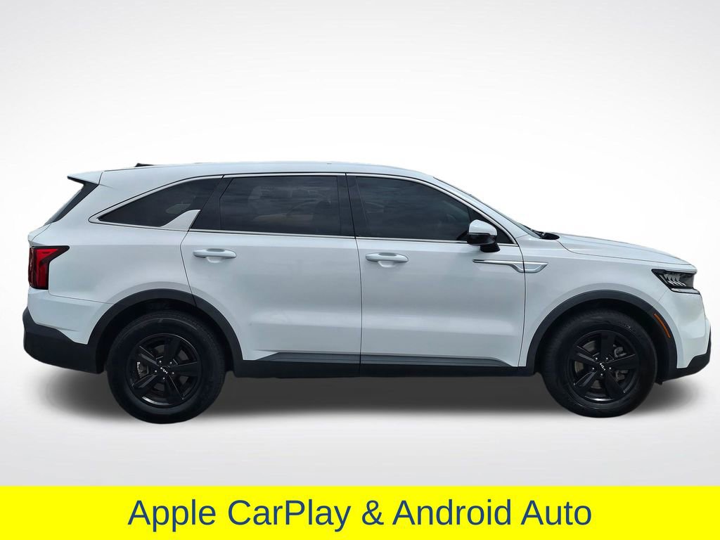 Used 2022 Kia Sorento LX image 25