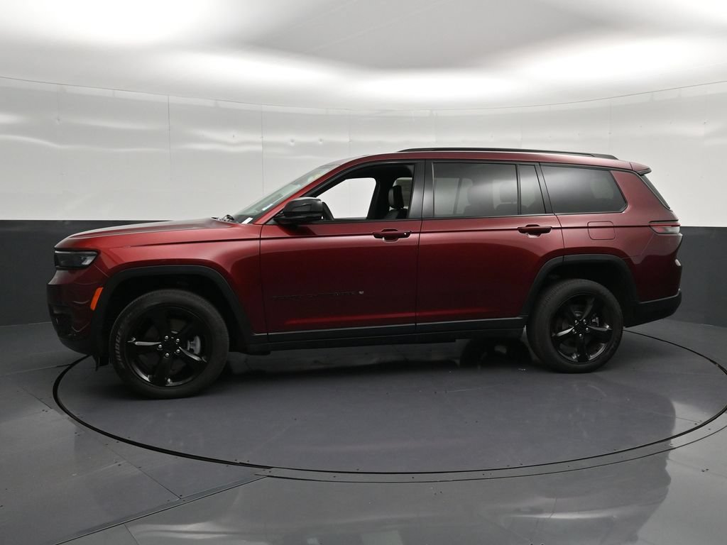 Used 2023 Jeep Grand Cherokee L Laredo AWD/4WD image 7