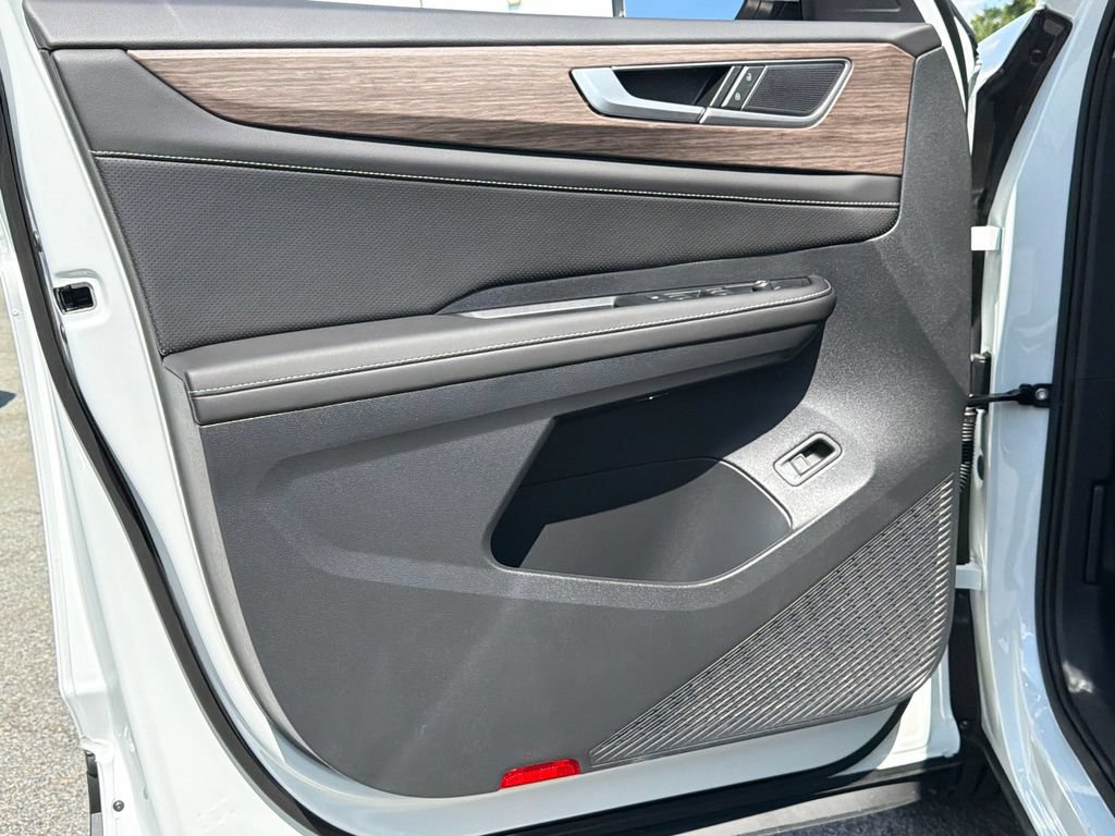 New 2026 Volkswagen Atlas SEL AWD/4WD image 17