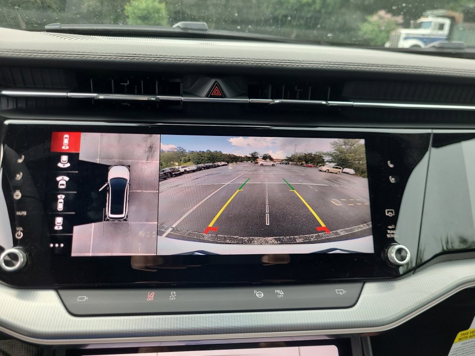 New 2025 Jeep Wagoneer Launch Edition image 19