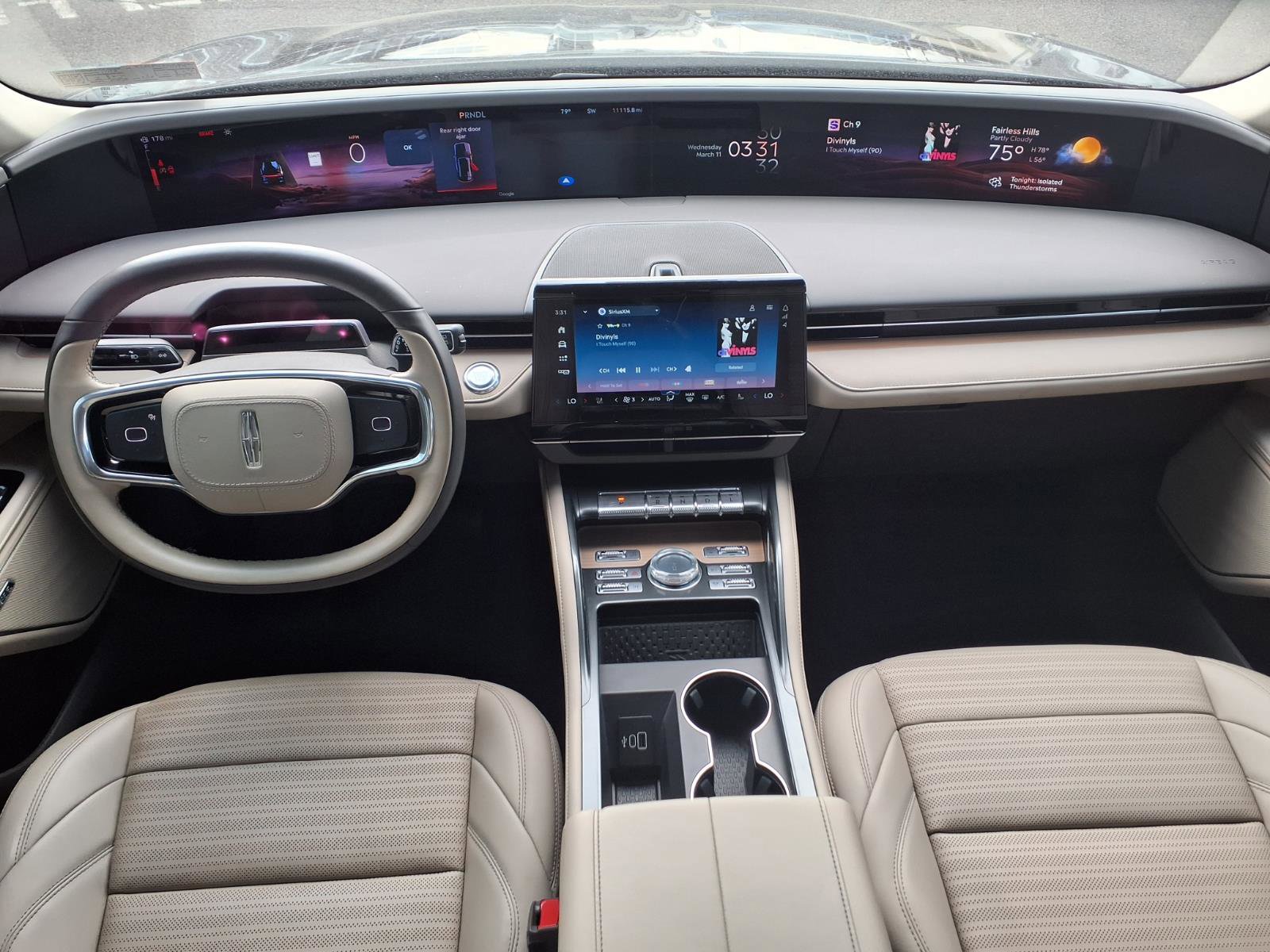 Used 2024 Lincoln Nautilus Reserve w/ Equipment Group 202A image 15