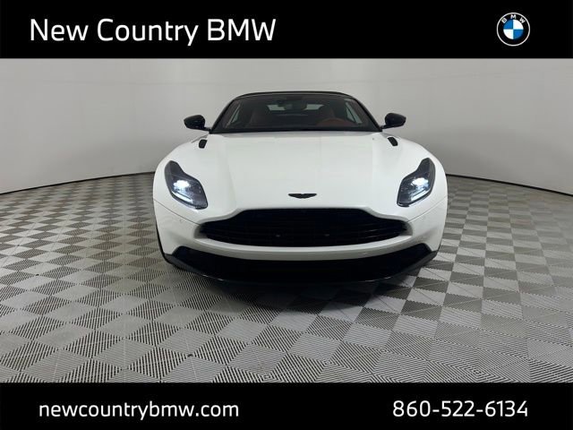 Used 2019 Aston Martin DB11 Volante RWD image 2