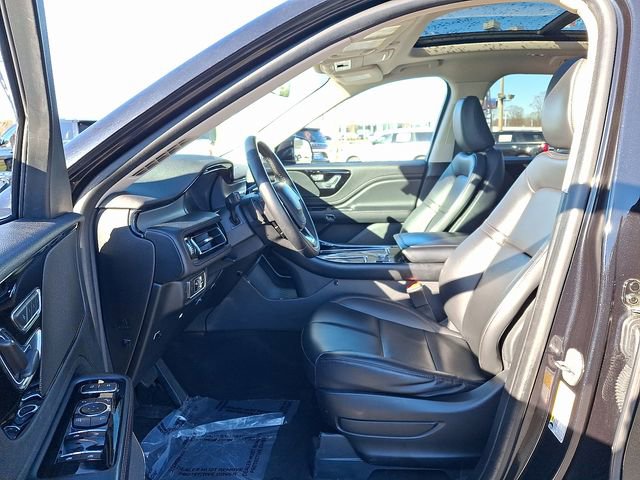 Used 2023 Lincoln Aviator AWD w/ Premium Package image 13