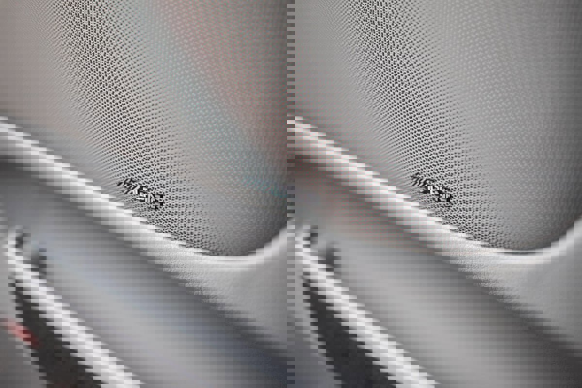 Used 2003 Jaguar S-TYPE R image 48