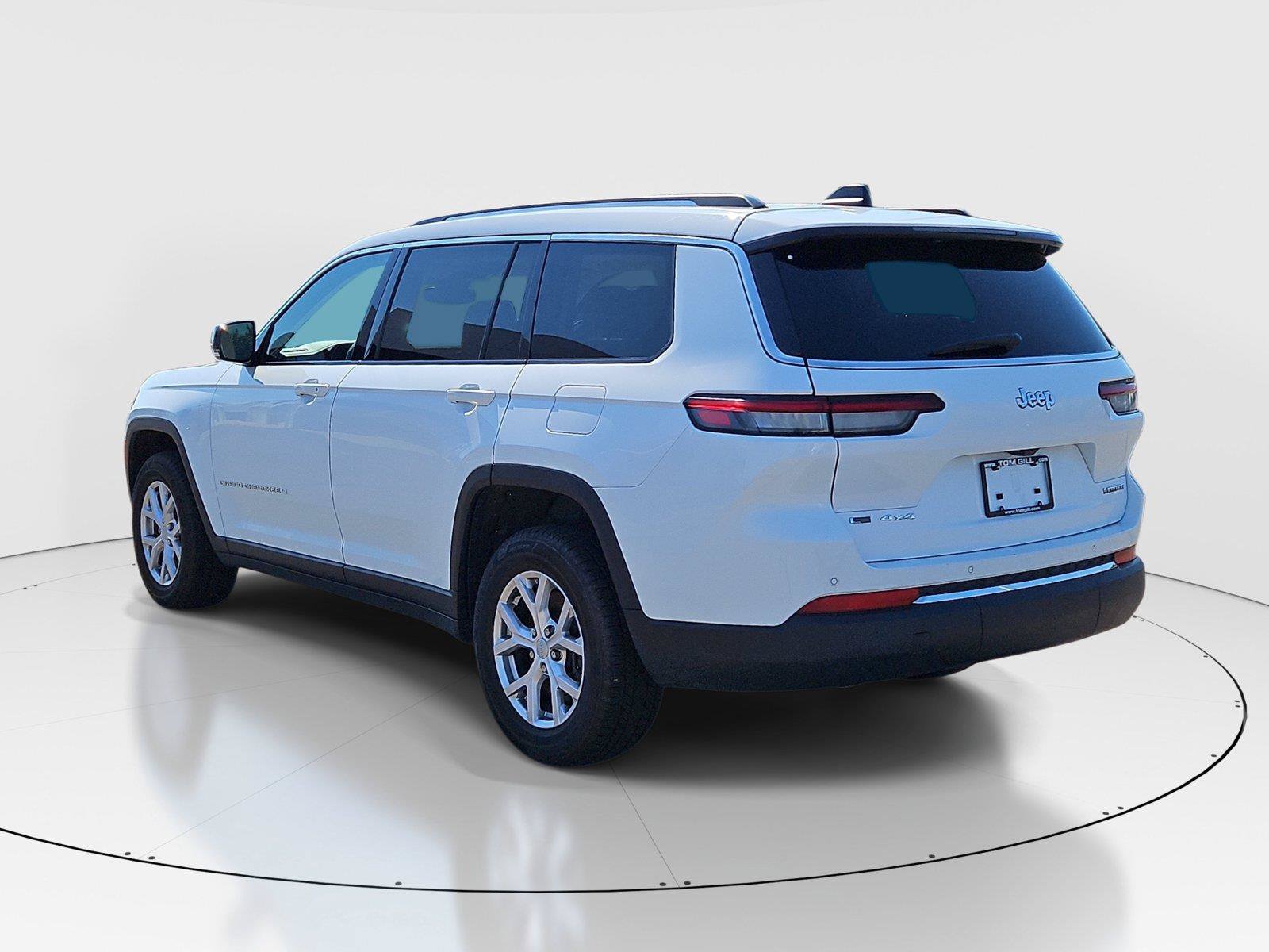 Used 2022 Jeep Grand Cherokee L Limited AWD/4WD image 3