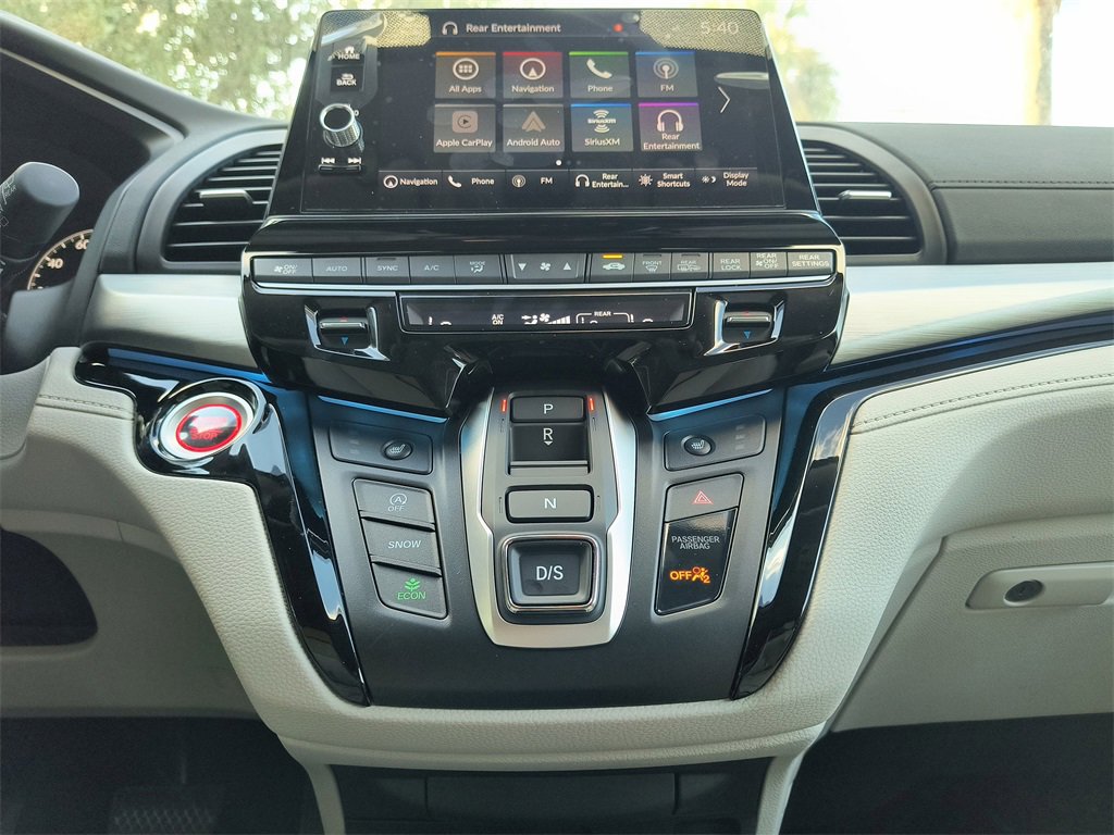 New 2026 Honda Odyssey Touring image 9