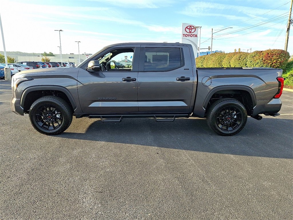 New 2026 Toyota Tundra SR5 image 4