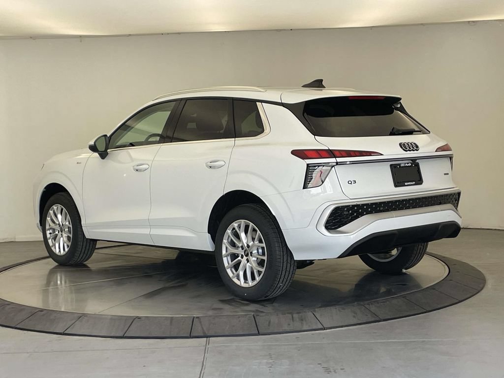 New 2026 Audi Q3 quattro 2.0T AWD/4WD image 3