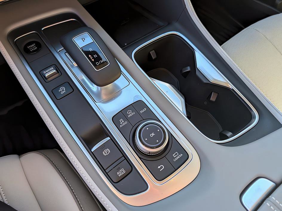 New 2026 INFINITI QX60 Luxe image 18