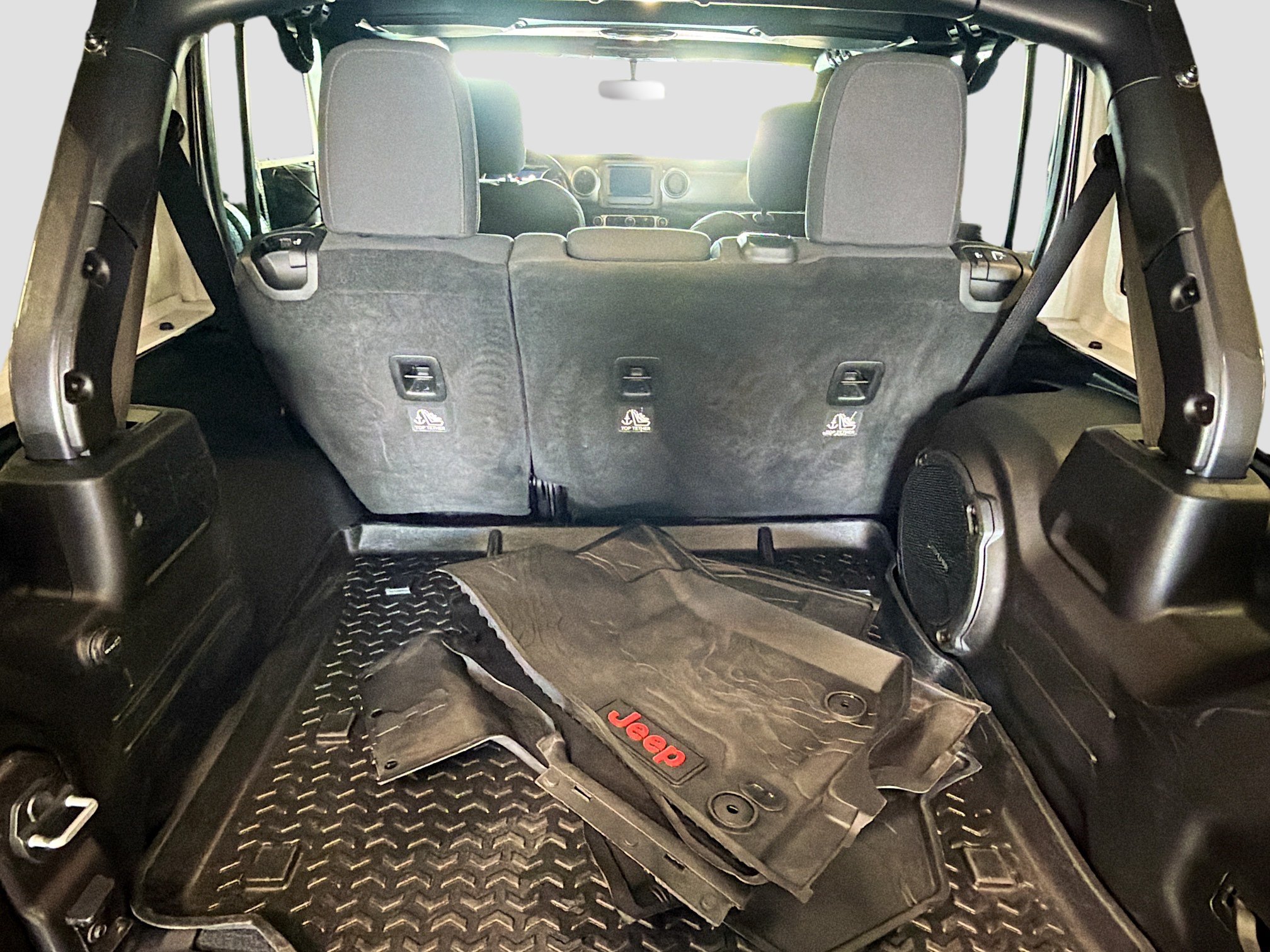 Used 2018 Jeep Wrangler Unlimited Sport S AWD/4WD image 27